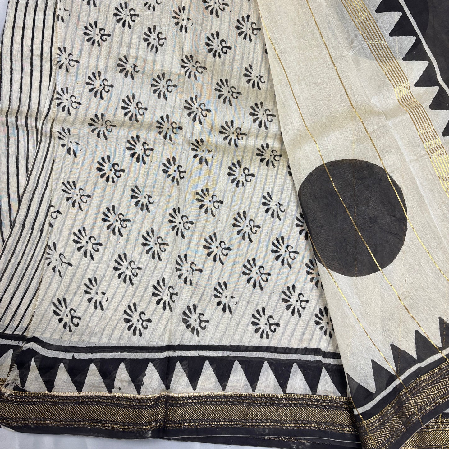 Striped Serenity Maheswari Silk Saree