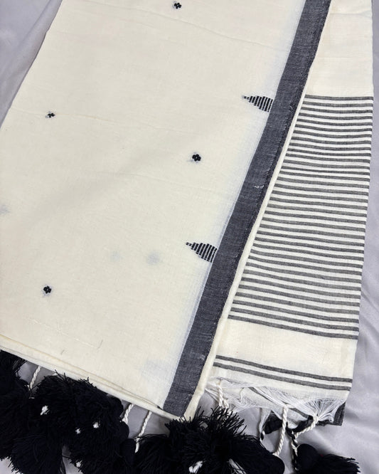 White Reverie Handloom Cotton Saree