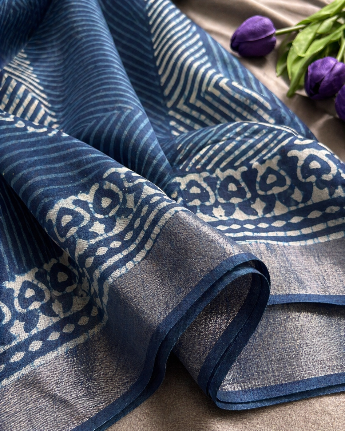 Comfortable Linen Saree for work day
