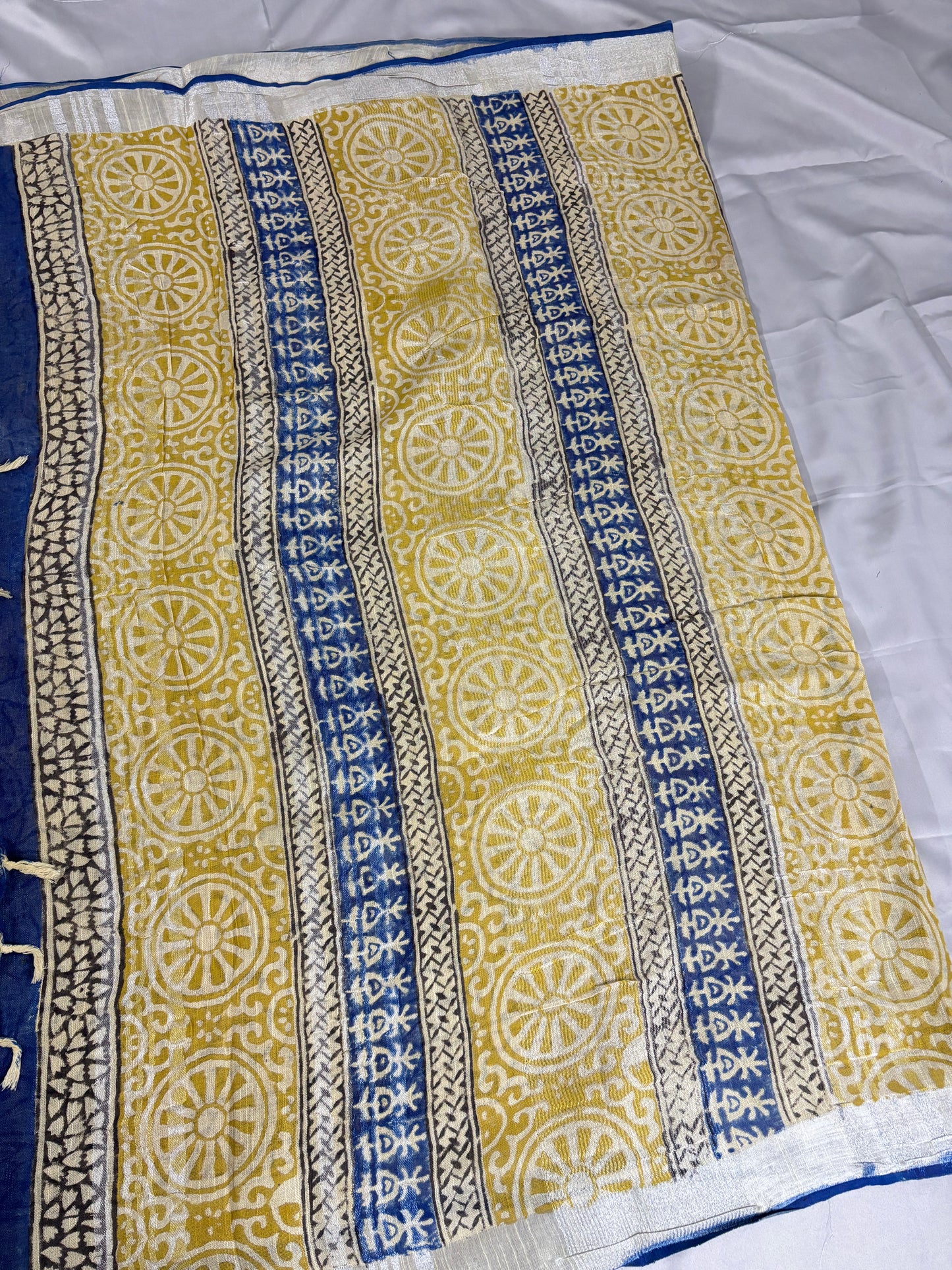 Forest Etch Green Linen Saree