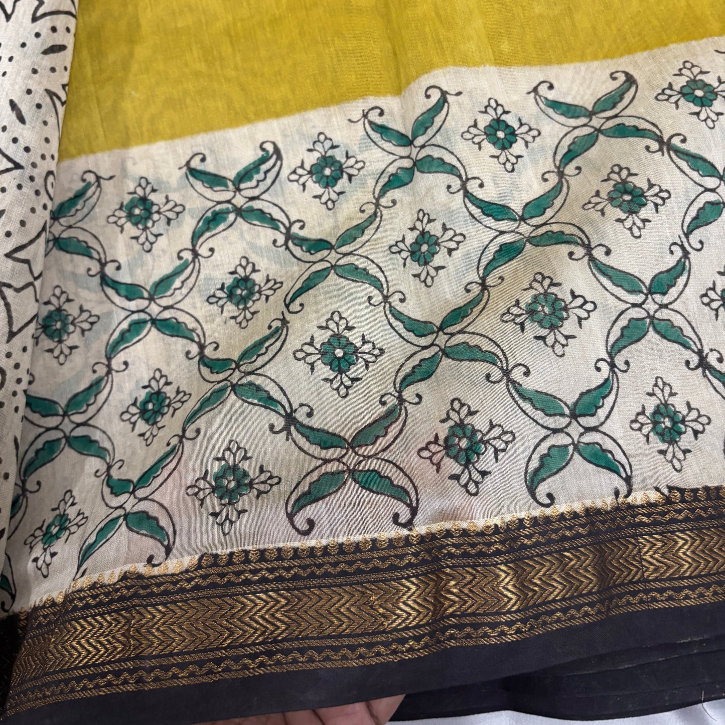 Sunlit Veda Maheswari Silk Saree