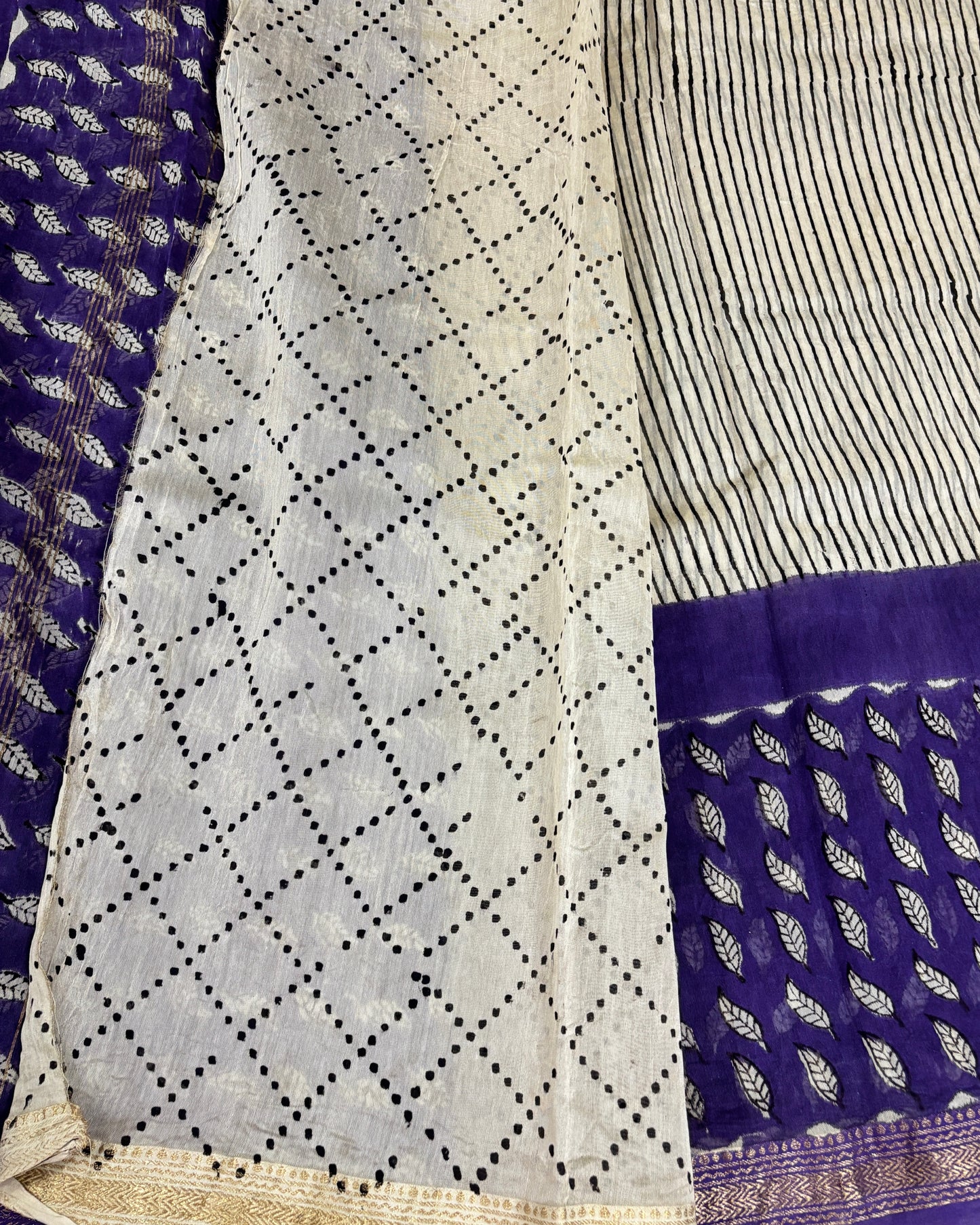 Ivory Violette Maheswari Silk Saree