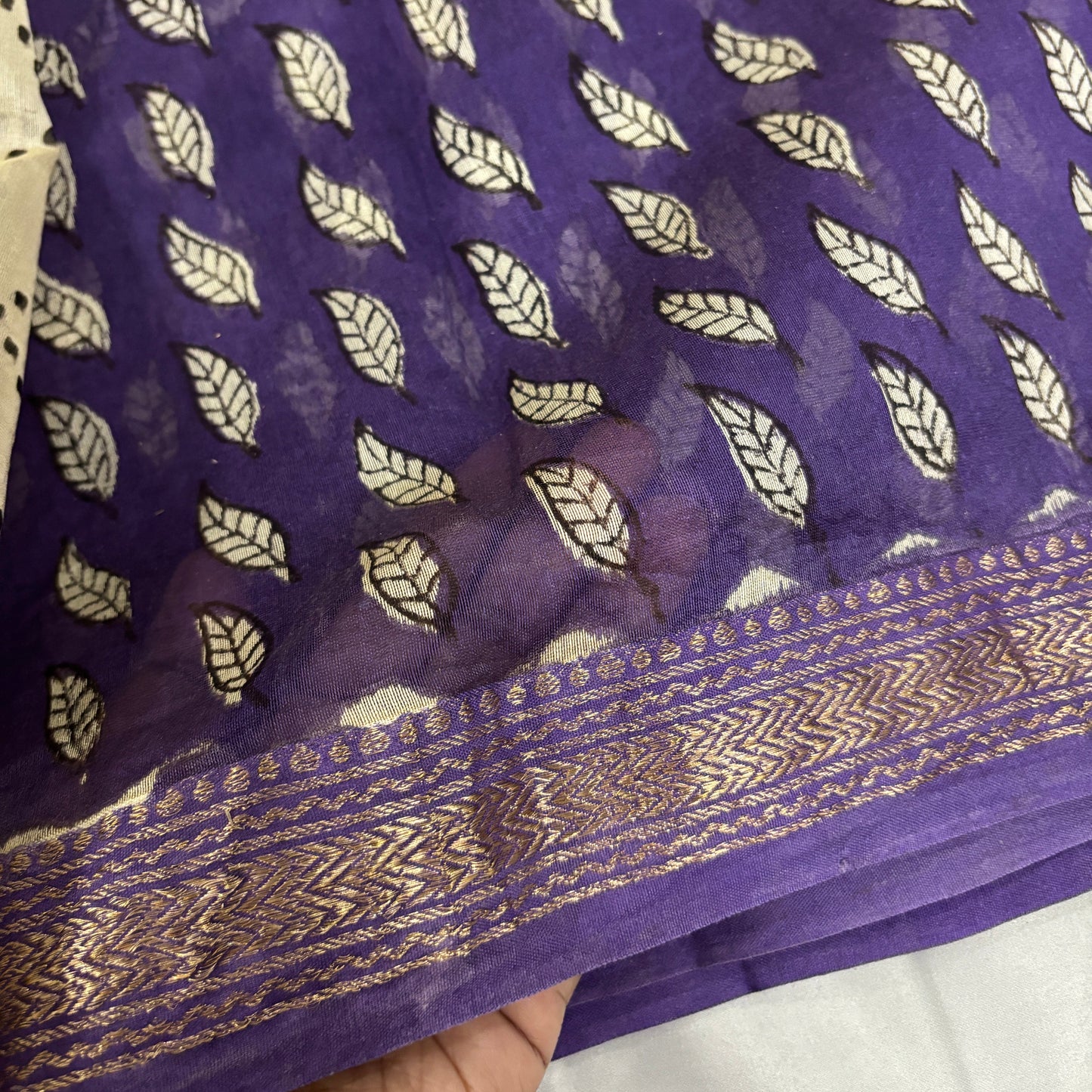 Ivory Violette Maheswari Silk Saree