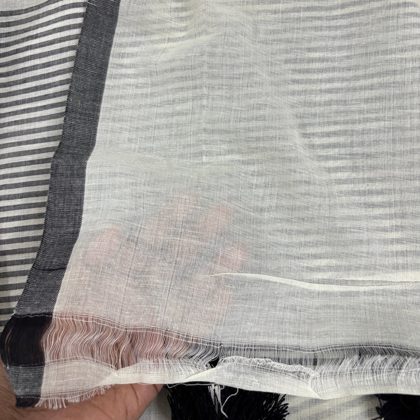 White Reverie Handloom Cotton Saree
