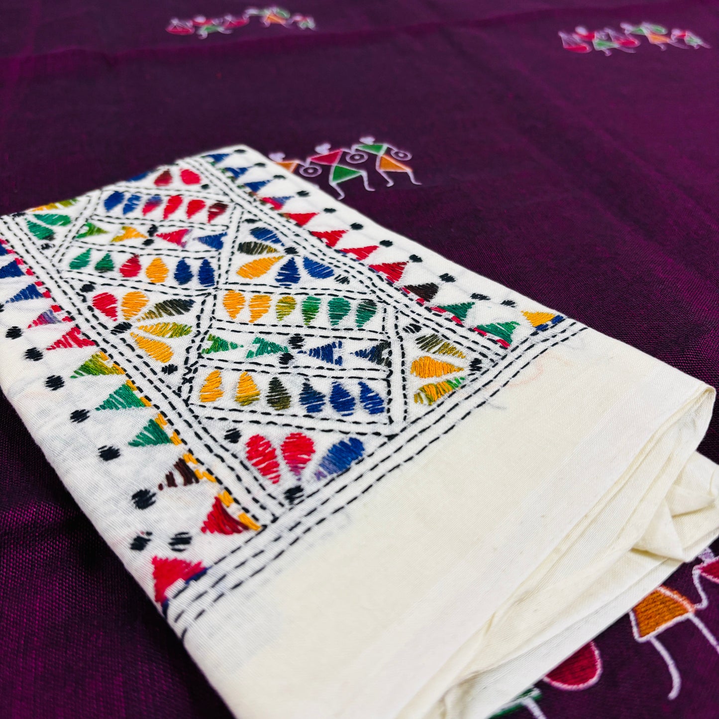 Purple shuchi label saree with white kantha stitch bluse piece 